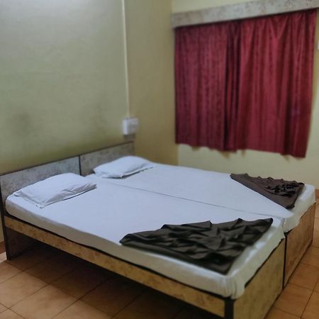 Shraddha Lodge Ратнагири Экстерьер фото